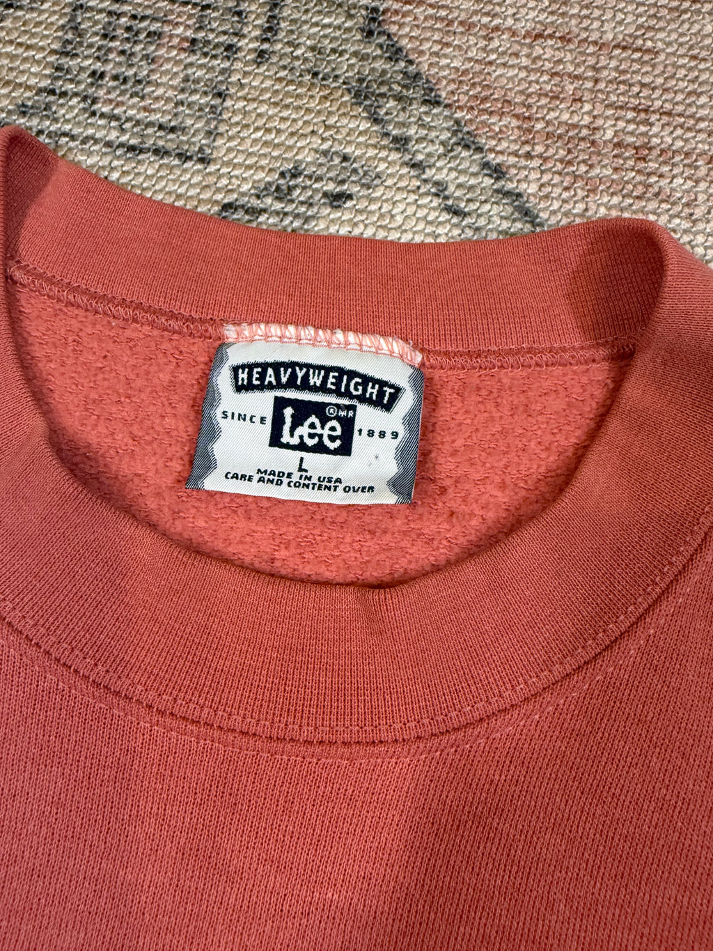 Vintage 90s Pink Pittsburgh Embroidered Crewneck (L)