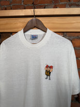 Load image into Gallery viewer, Vintage Quality Brands Price Fighter Shirt (L/XL)
