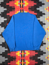 Load image into Gallery viewer, Vintage 1997 Looney Tunes Bunch of Characters Crewneck (L)
