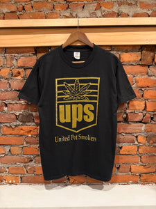 Early 2000s United Pot Smokers UPS Shirt (M/L)