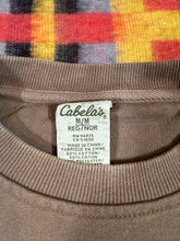 Load image into Gallery viewer, Vintage Embroidered Cabela’s Crewneck (WM)
