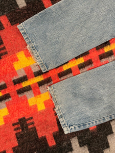 Vintage 2000s Lightwash Wrangler Jeans (30x30)