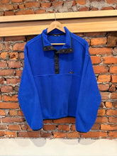 Load image into Gallery viewer, Vintage Blue Woolrich Fleece Pullover (M)
