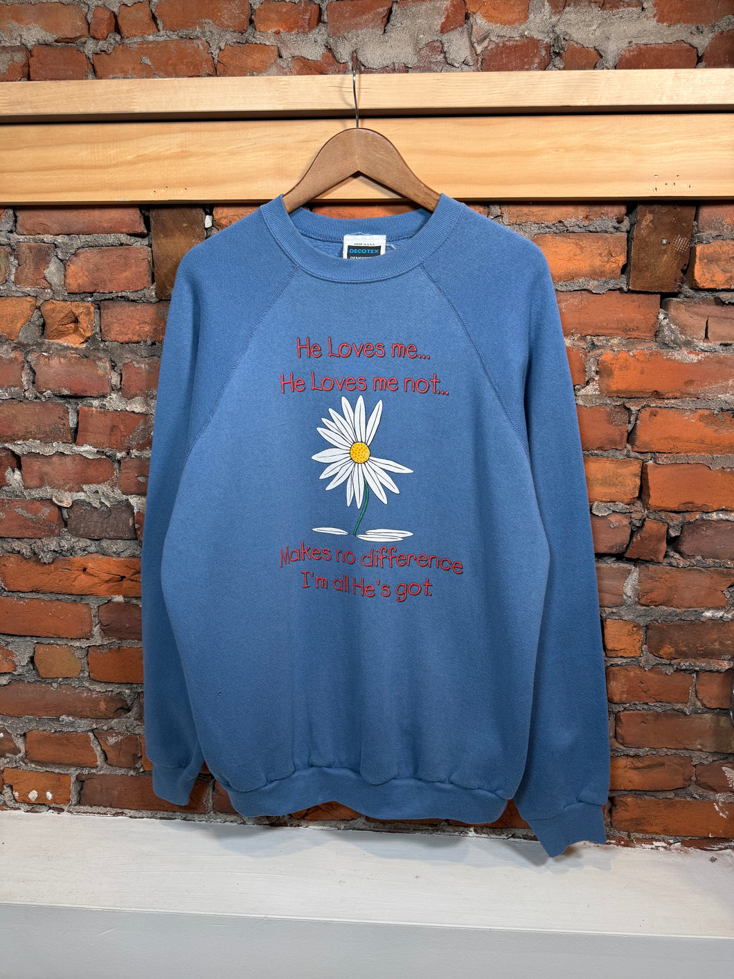 Vintage He Loves Me Not Sweatshirt (XL)