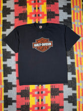 Load image into Gallery viewer, 2900s Harley Davidson Double Sided Shirt (2XL)
