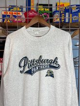 Load image into Gallery viewer, Vintage Y2K University of Pittsburgh Longsleeve (L)
